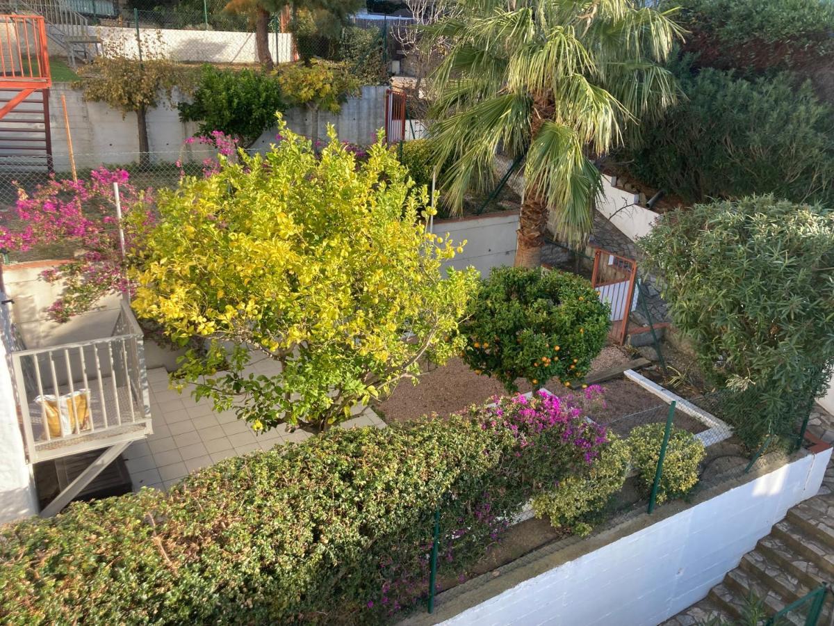 Appartement Duplex Rosas Avec Terrasse Magnifique Jacuzzi Vue Mer Luaran gambar