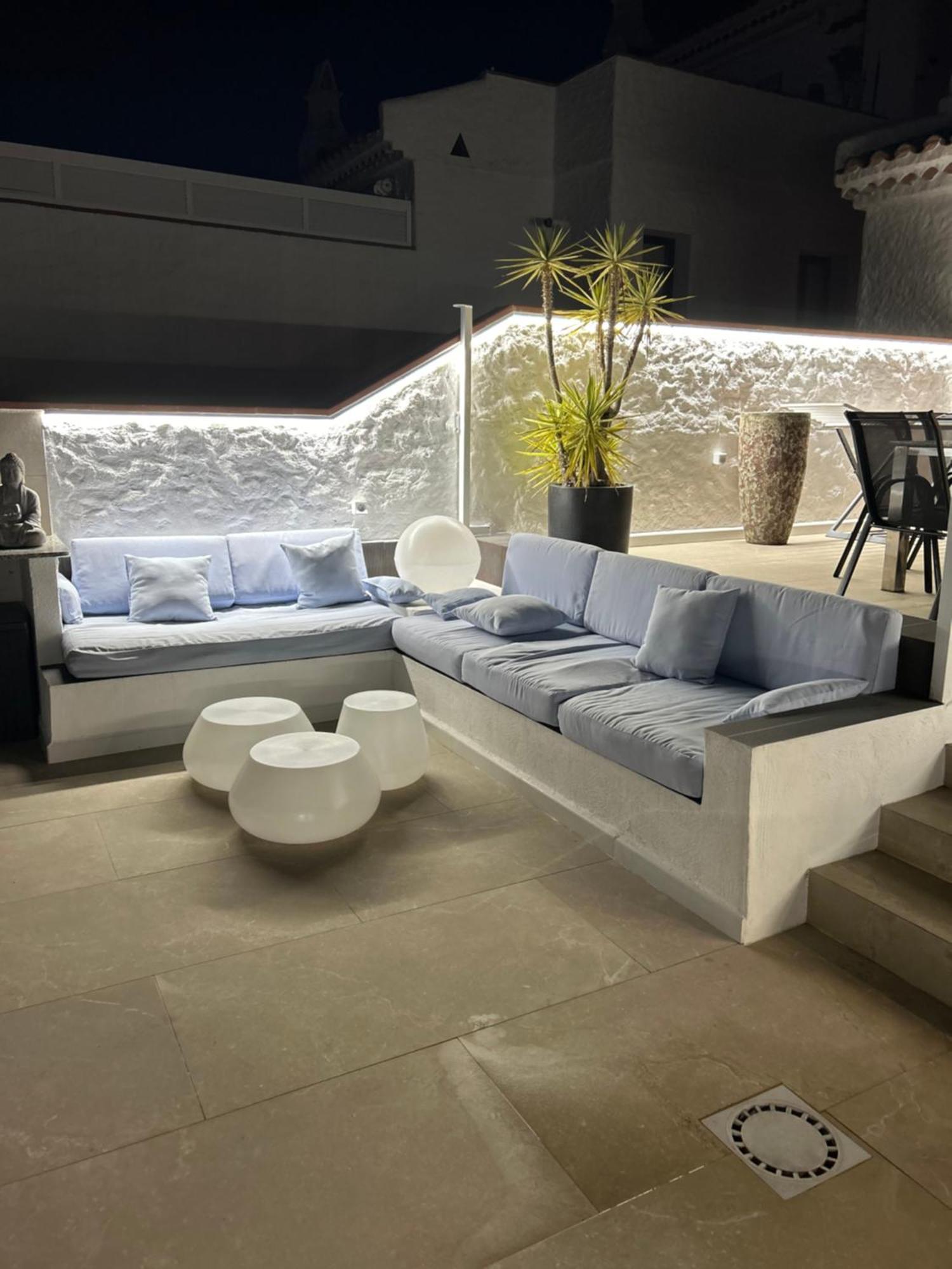 Appartement Duplex Rosas Avec Terrasse Magnifique Jacuzzi Vue Mer Luaran gambar