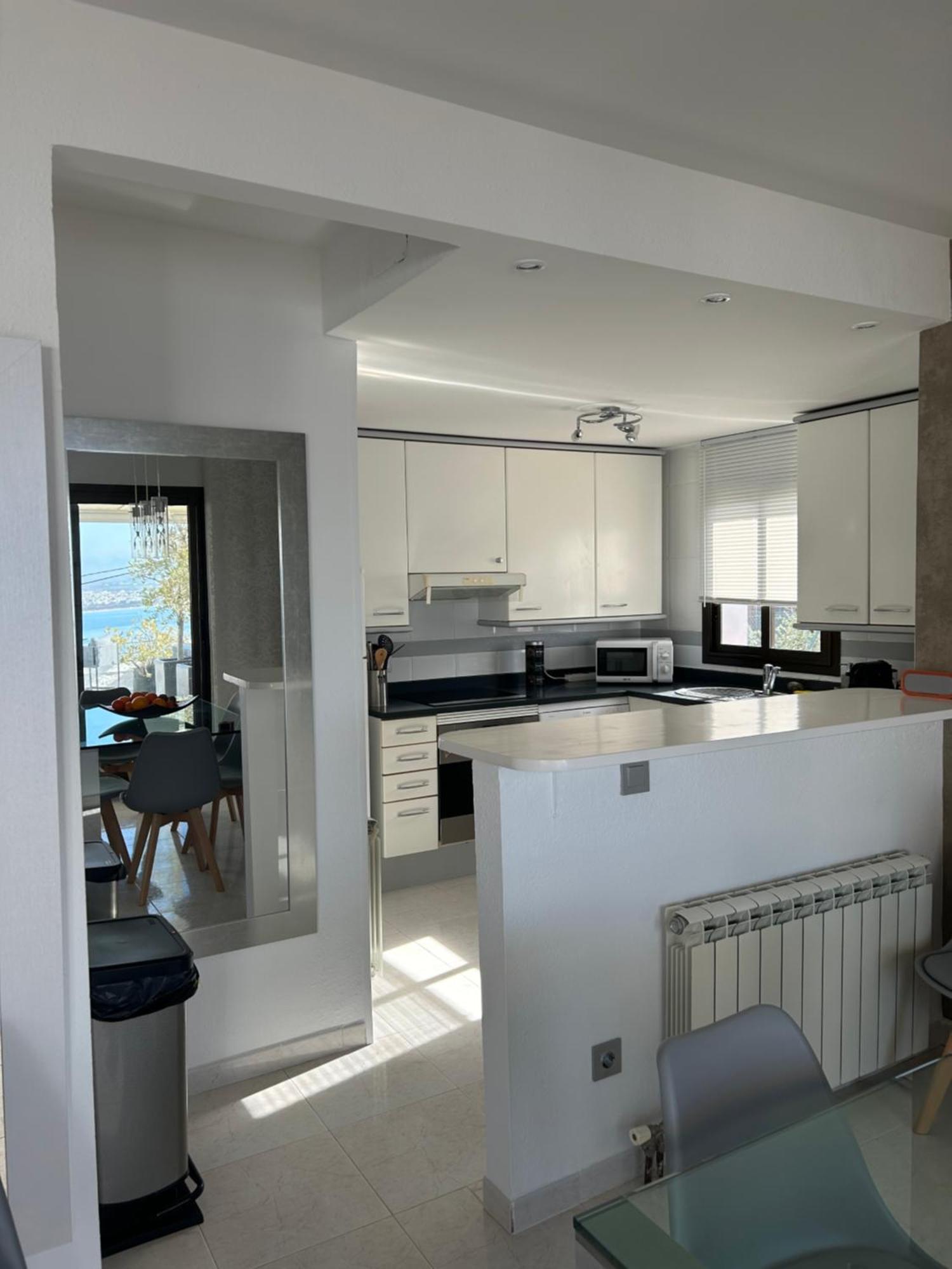 Appartement Duplex Rosas Avec Terrasse Magnifique Jacuzzi Vue Mer Luaran gambar