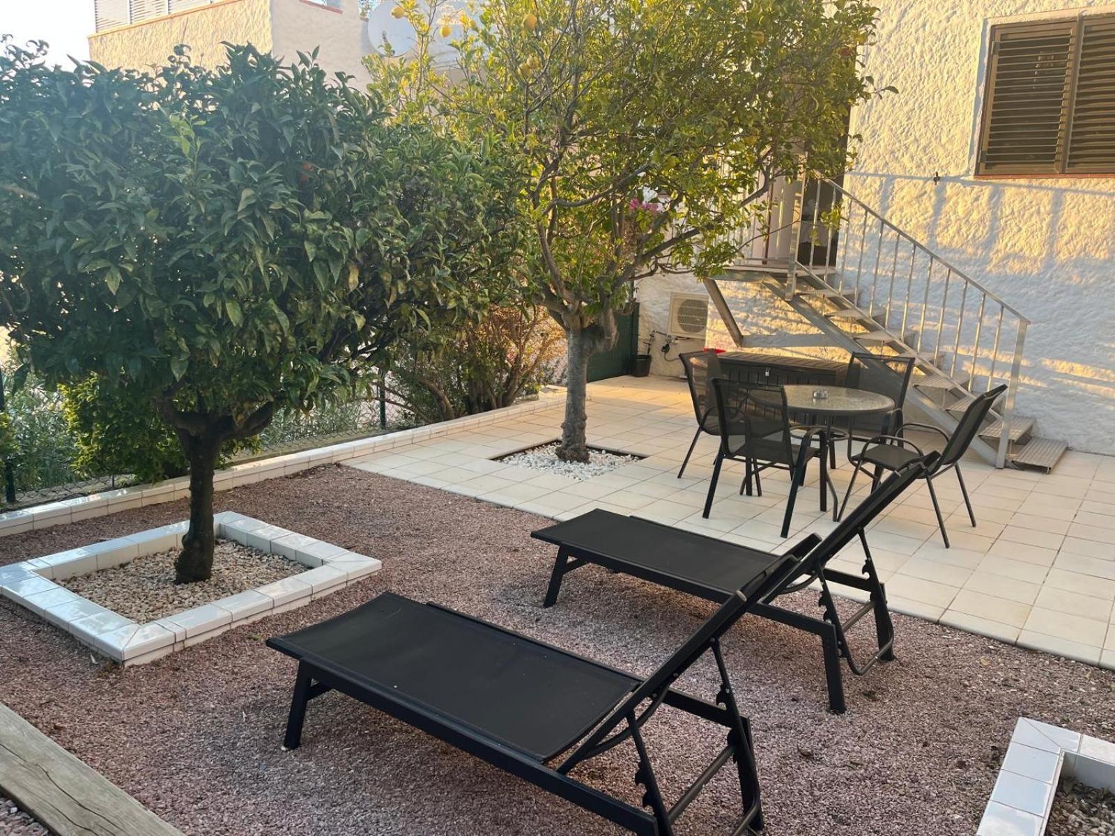Appartement Duplex Rosas Avec Terrasse Magnifique Jacuzzi Vue Mer Luaran gambar