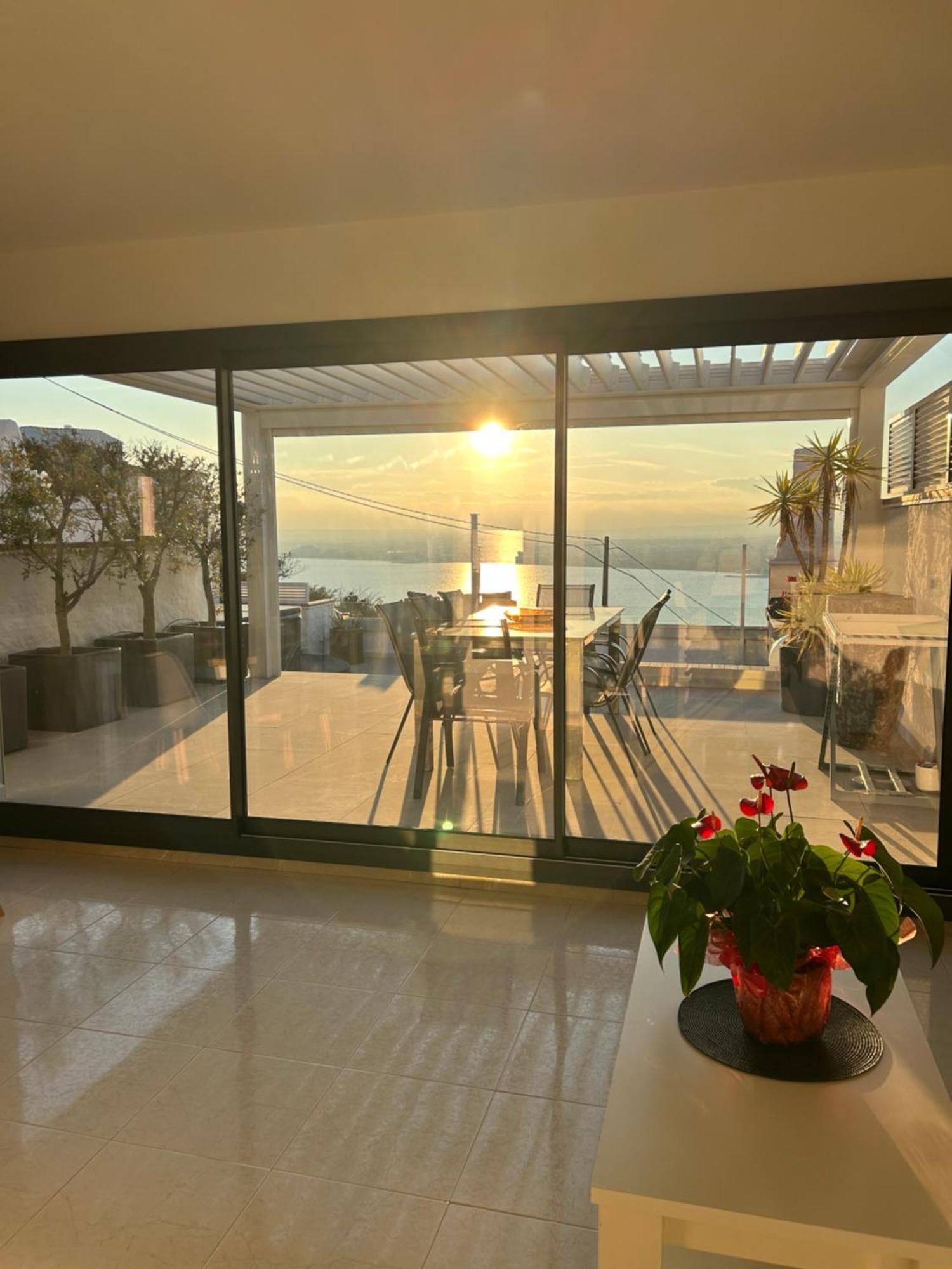 Appartement Duplex Rosas Avec Terrasse Magnifique Jacuzzi Vue Mer Luaran gambar