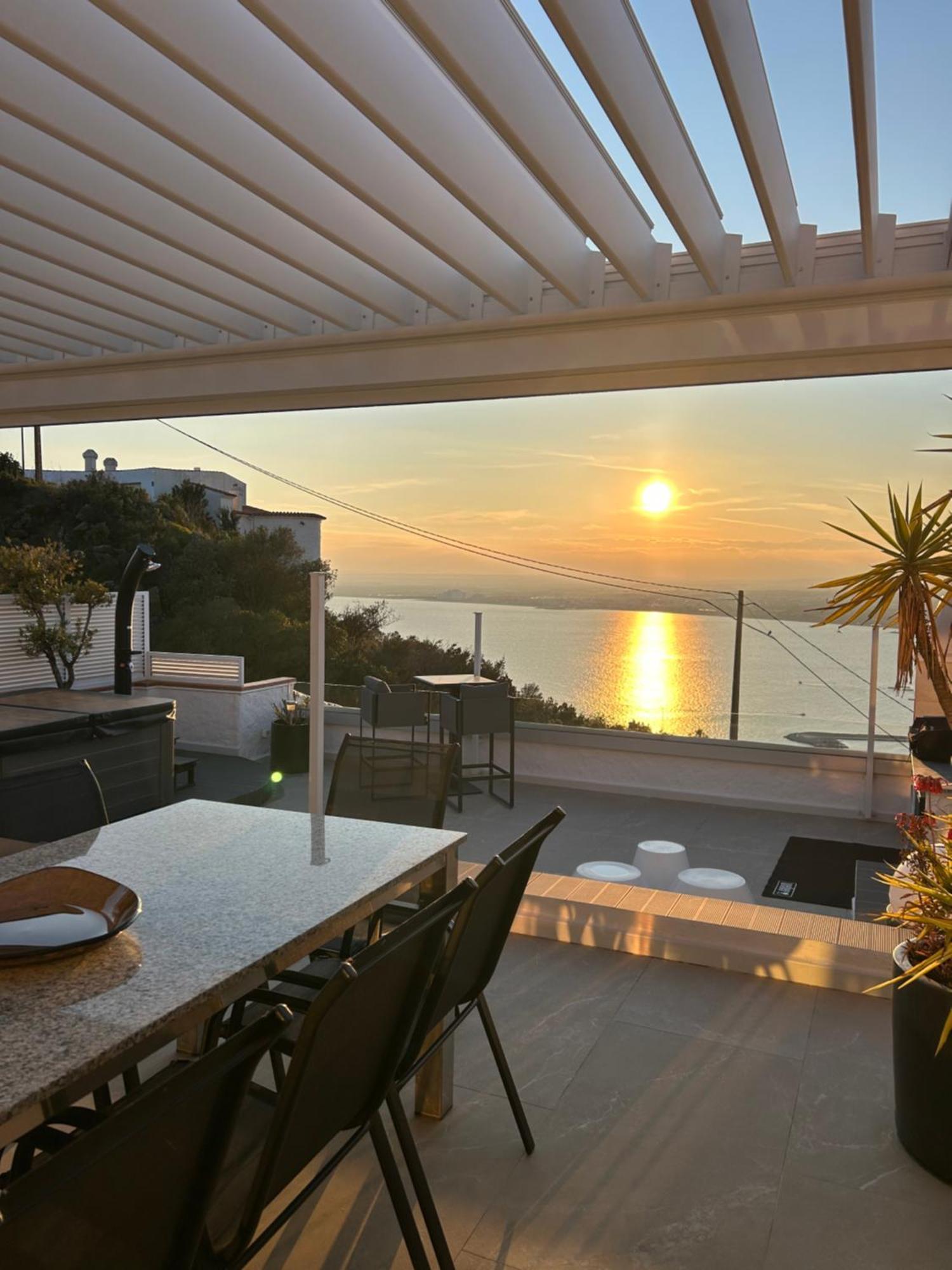 Appartement Duplex Rosas Avec Terrasse Magnifique Jacuzzi Vue Mer Luaran gambar